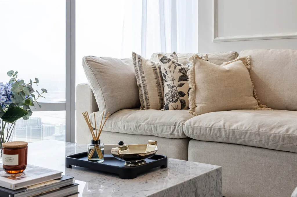Burj Khalifa: two-bedroom second home in Burj Khalifa with panoramic city views, Dubai